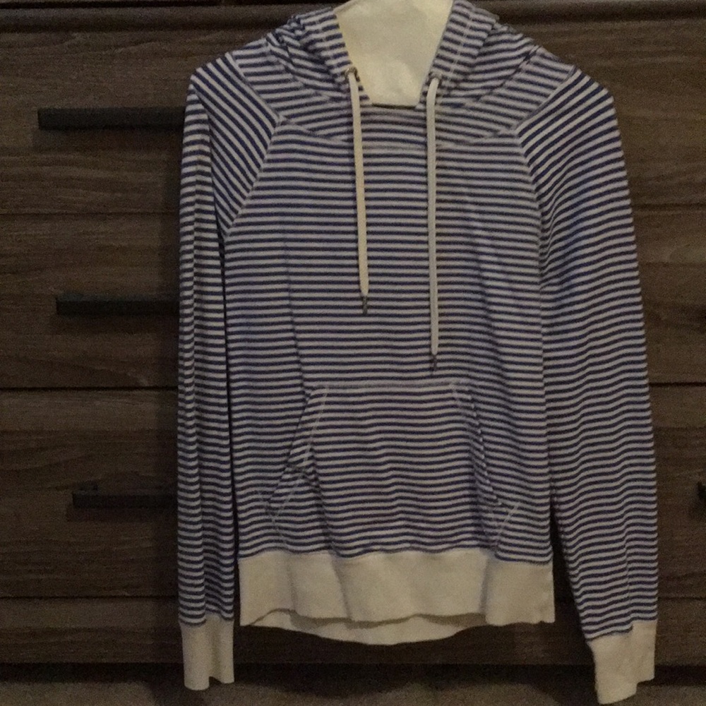 *5 for $25* Jacob striped hoodie Sz-M